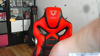 Eva shows her body live: Amateur, Bongacams  Asian Porn