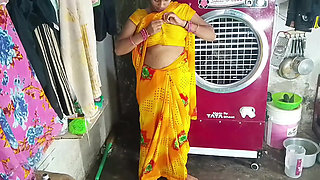 Big ass big tits sister-in-law fucked doggy style in cowgirl riding Hindi audio