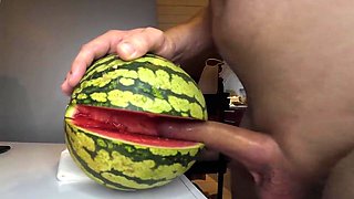 69KinkyCouple Pounds Virgin Watermelon