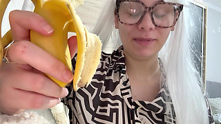 Giantess Stepsister Eats Tiny Stepbrother Puts