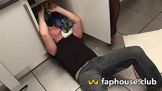 Rough Anal Invasion Bang-out Culminates In Aggressive Facial Cumshot Poultice - Maci Maguire