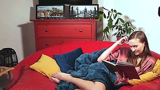 Sexy Czech dark-haired likes solo masturbation