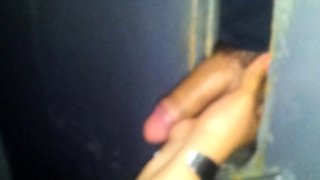 Svensk hustrus hrlighetshl handjob