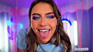 Selena Bentz Gives Hardcore Insertion