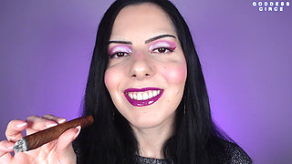 I Am Damn Hot, While I Smoke the Cigar