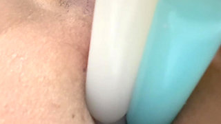 Pokkin ice insertion in anus front