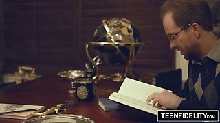 TEENFIDELITY - Schoolgirl Michelle Taylor Creampie Sex Ed