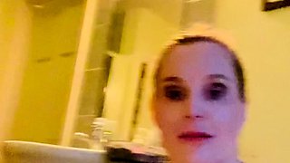 Webcam milf with breast milk live hardcore masturbate