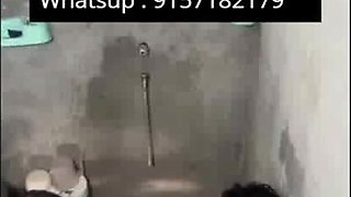 Indian Lady Showcases Her Bare Assets For BOYFRIEND and Screwing