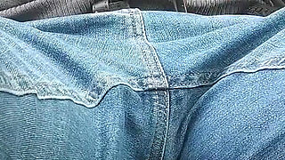 Teacher Jerk off Her Student's Dick Inside Car in the College Parking Lot - Misscreamy