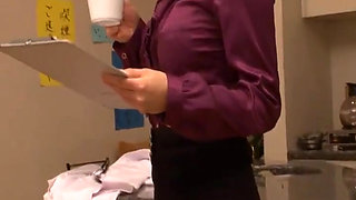 Mature Doctor Reiko Kagami Takes Control - Endless Teasing, Intense Pleasure and Swallowing - 2