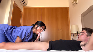Big Ass Nurse Rides Her Patient's Cock When the Doctor Is Not There- Yasminakhan