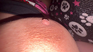 Hot Mom Records Her Huge Tits