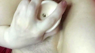 Playing with an Oiled Pussy Close-up