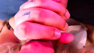 Boquete intenso na perspectiva feminina com gozo adesivo na