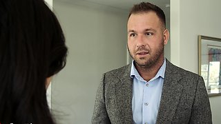 Teen babe fucked and licked in amateur action