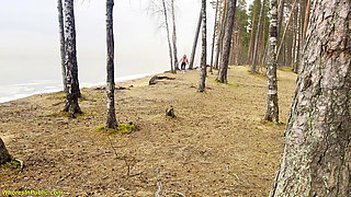 Busty Flexi Girl Gets Fucked in Outdoors