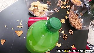 Brazzers - Big Tits in uniform - Alexis Ford Chris Strokes m