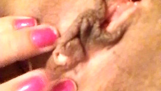Deserted Single Woman Wants to Fuck
