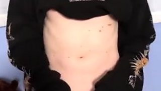 Annie Dro Playing With Sex Toy