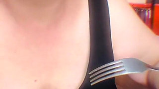 Giantess and Vegetable Men, Funny Game