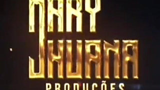 Couple Obsessed with Sucking and Teasing Belly Buttons