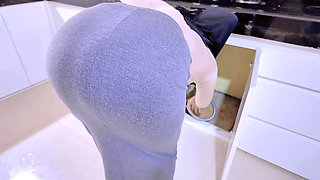 Call the Kitchen Attendant Bude Hijab Busty Trying to Prank Stove Waitress?
