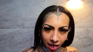 Alternative inked tgirl bending for guy
