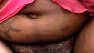 Ebony Amateur Shows Her Pussy on Webcam