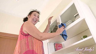 Aunt Judy's Cleaning Day: Over 50 BBW Amateur Esmerelda & Her Curvy Figure