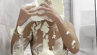 Pies to the Face Naked in the Bath