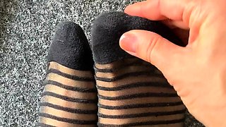 Flexible foot fetish masturbating with feet and hands