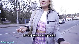 Gina's outside sex