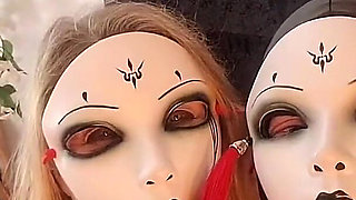 Domslut Fists and Pegs Her Slut with Xxl Dildo Strapon, Spirit
