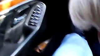 Russian Amateur Luda Sucks in the Car