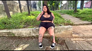 Deusa BBW Smoking Her Cigarette in Public