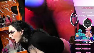 Solo hoe spreading ass and pussy after toying masturbation