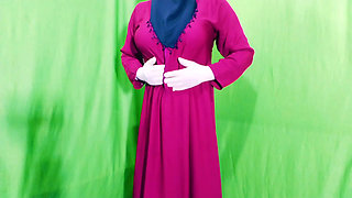 Arabian Beautiful Hijabi Muslim Girl Very Funny Video