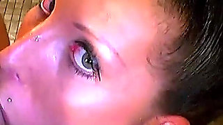 Asian Girl Deepthroats Outdoor and Lets Herself Be Anal Cumshot!