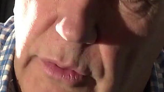 Alice Nice sucks and takes deep in her cunt the old pecker of Hugo in his car