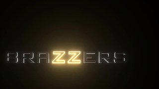 Making Luna Squirt Everywhere.Luna Star / Brazzers
