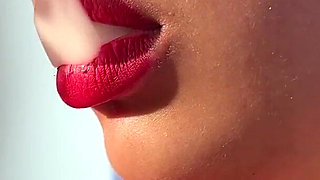 Smioking and Lip Fetish