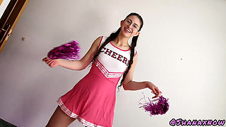 CHEERLEADER SHANAXNOW BLOWJOB CUM IN MOUTH
