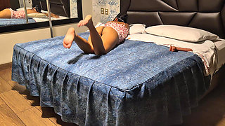 Big Ass Stepdaughter Gets Caught and Her Perverted Stepdad Sucks and Fucks Her Pussy