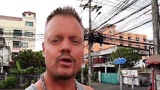 Thai teen picked up for threesome sex