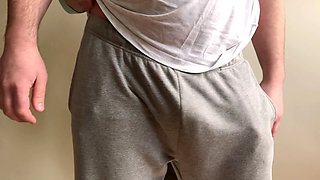 Eating pussy, first-timer, creampied