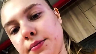 Sexy Training in the Gym in Leggins