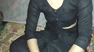 Bangladeshi couple going to ready for to start fuck