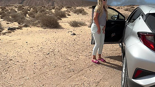 Girl can't hold pee and wet her pants on the public road