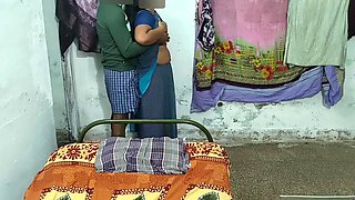I talked to an Asian Desi bhabhi and made her agree to have sex.